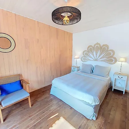 Ecureuils By Interhome *